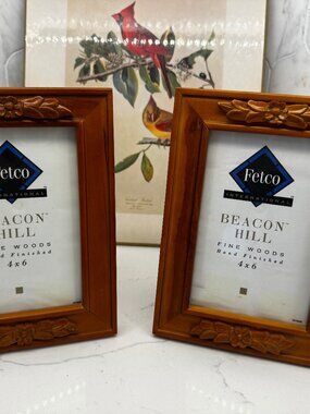 Fetco Beacon Hill Fine Woods 4x6 Picture Frames Pair Carved Floral Honey Wood